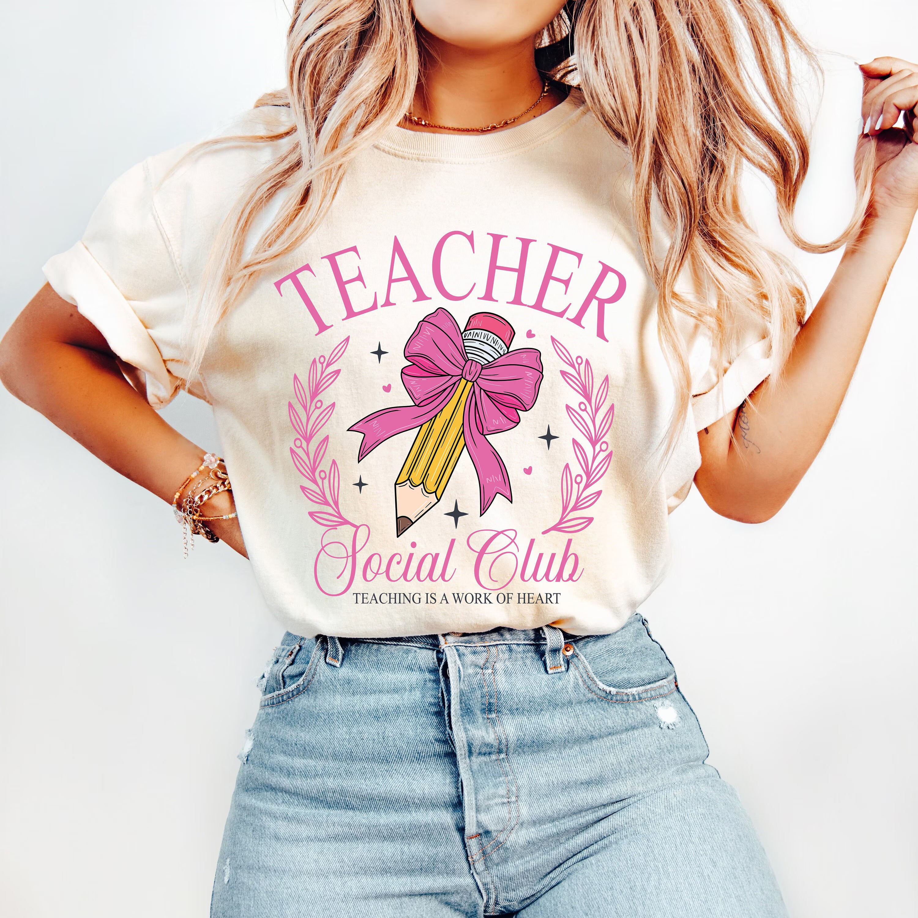 Teacher Social Club PNG